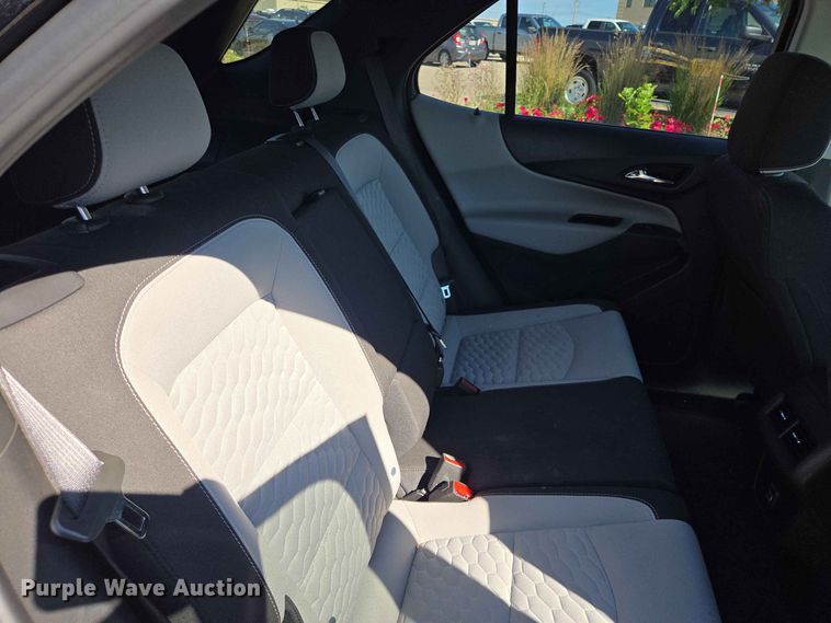 image for item ER1753 2021 Chevrolet Equinox SUV