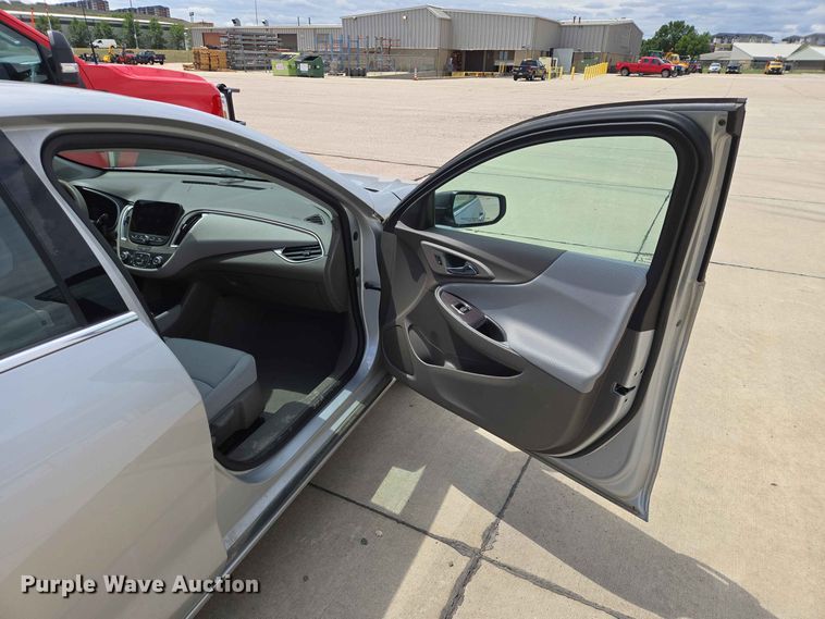 image for item ER1761 2019 Chevrolet Malibu 