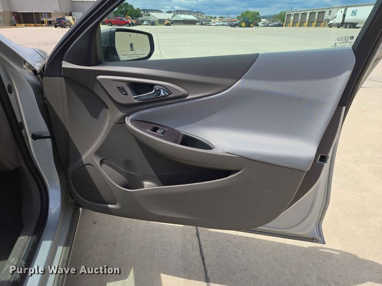 image for item ER1761 2019 Chevrolet Malibu 