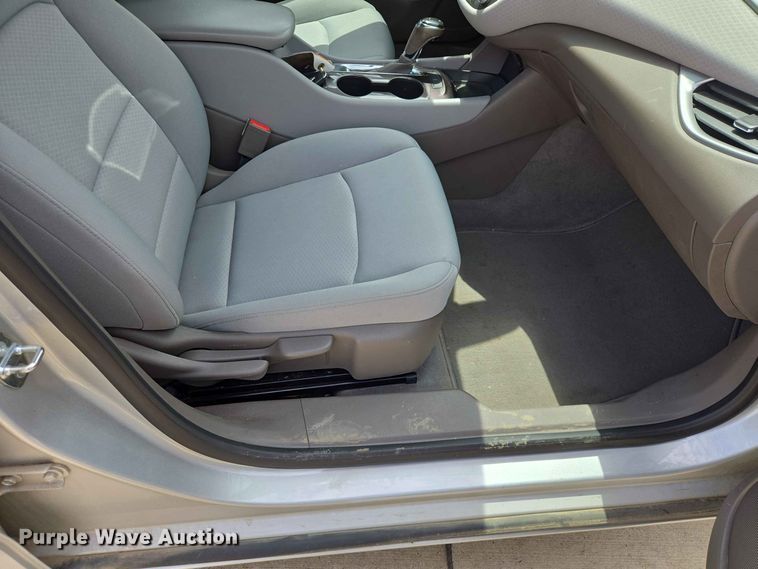 image for item ER1761 2019 Chevrolet Malibu 