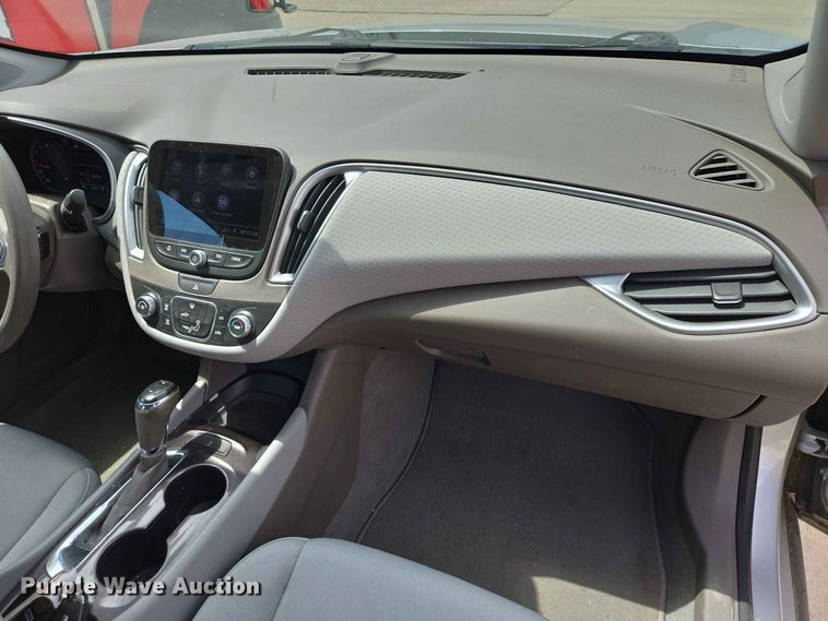 image for item ER1761 2019 Chevrolet Malibu 