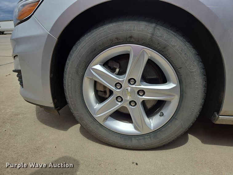 image for item ER1761 2019 Chevrolet Malibu 