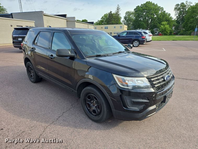 image for item ER1785 2017 Ford Explorer Police Interceptor SUV