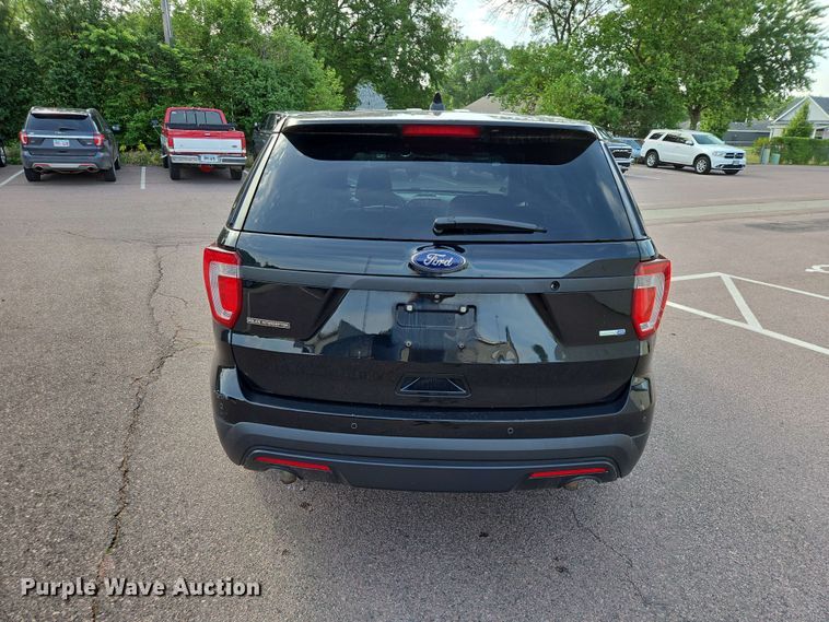 image for item ER1785 2017 Ford Explorer Police Interceptor SUV