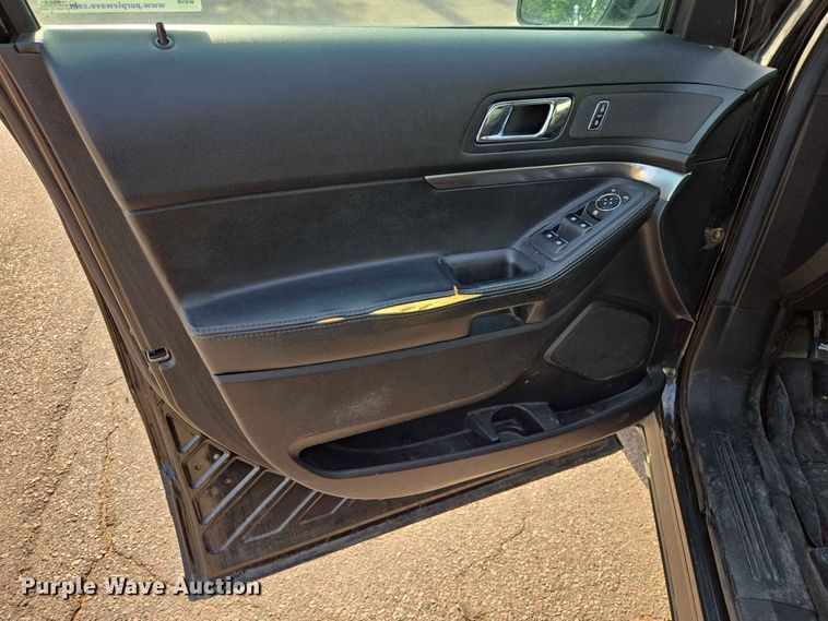 image for item ER1785 2017 Ford Explorer Police Interceptor SUV