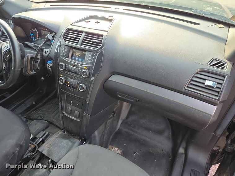 image for item ER1785 2017 Ford Explorer Police Interceptor SUV