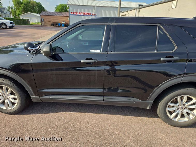 image for item ER1786 2020 Ford Explorer Police Interceptor SUV