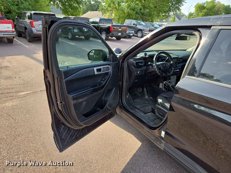image for item ER1786 2020 Ford Explorer Police Interceptor SUV
