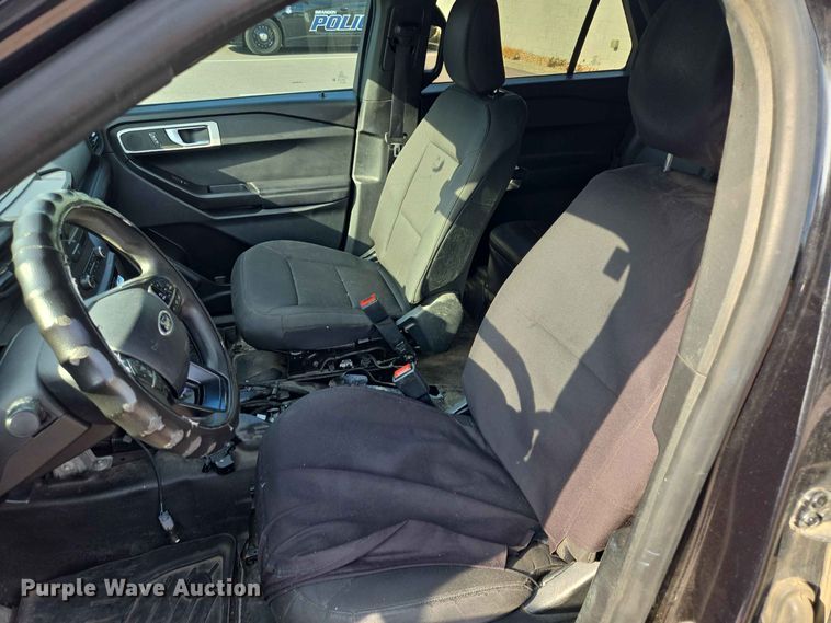 image for item ER1786 2020 Ford Explorer Police Interceptor SUV