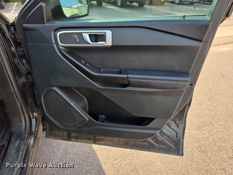 image for item ER1786 2020 Ford Explorer Police Interceptor SUV