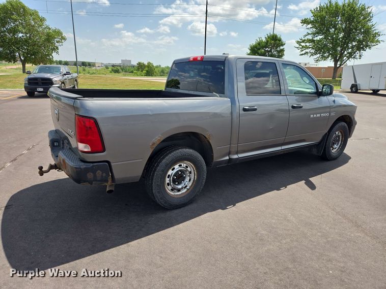 image for item ER1787 2012 Dodge Ram 1500 Crew Cab pickup truck