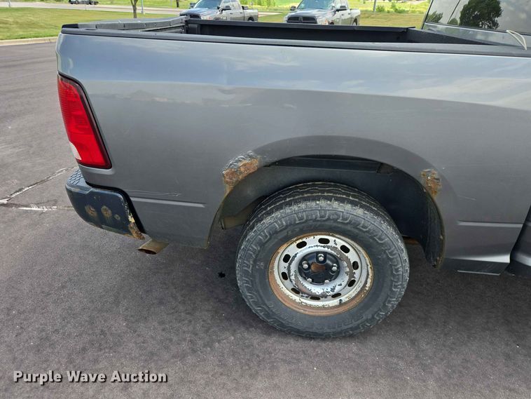 image for item ER1787 2012 Dodge Ram 1500 Crew Cab pickup truck