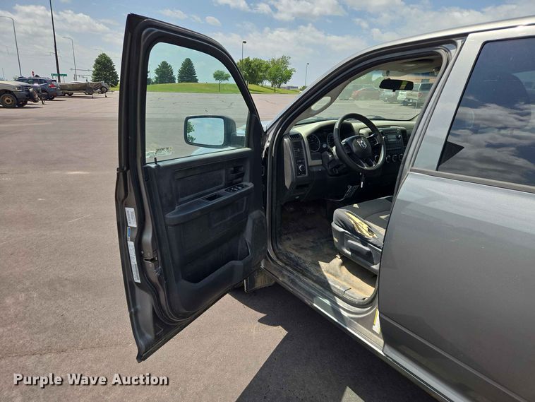 image for item ER1787 2012 Dodge Ram 1500 Crew Cab pickup truck