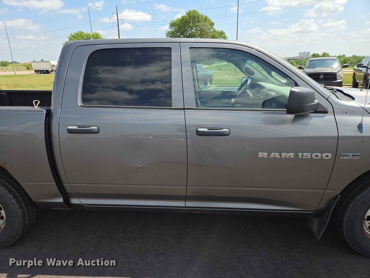 image for item ER1787 2012 Dodge Ram 1500 Crew Cab pickup truck