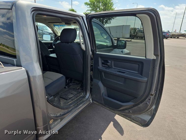 image for item ER1787 2012 Dodge Ram 1500 Crew Cab pickup truck