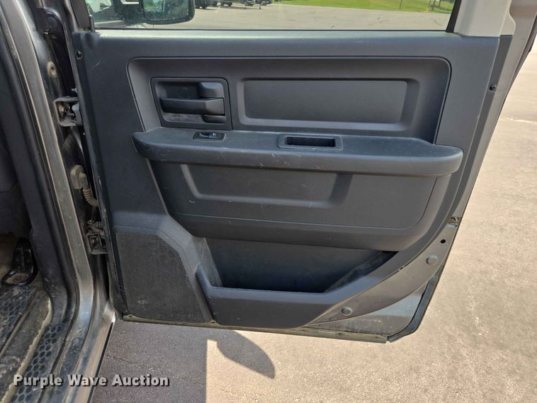 image for item ER1787 2012 Dodge Ram 1500 Crew Cab pickup truck