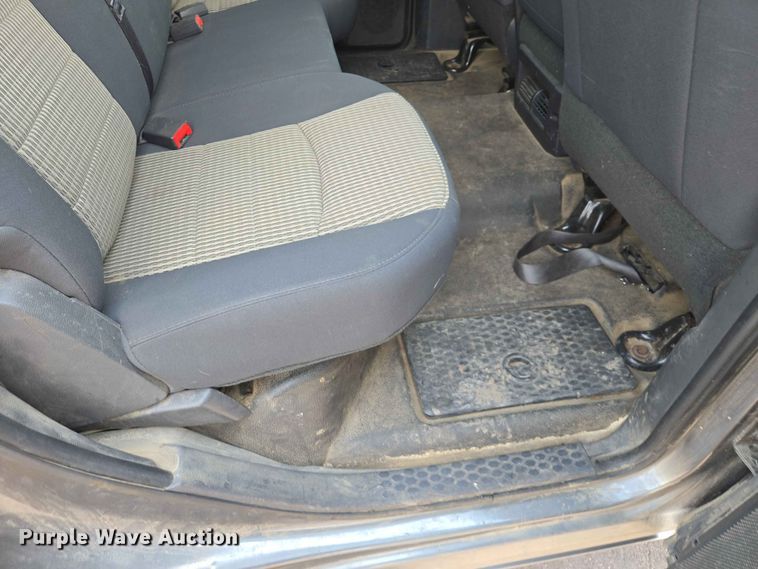 image for item ER1787 2012 Dodge Ram 1500 Crew Cab pickup truck
