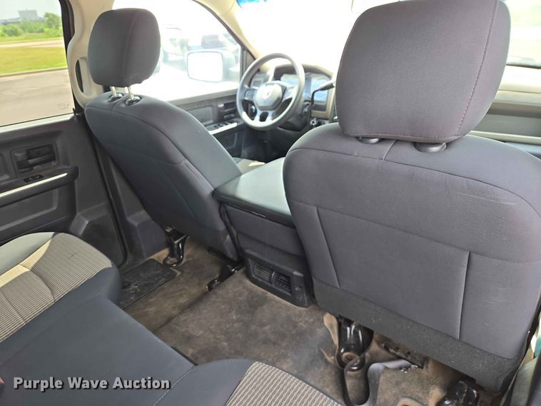 image for item ER1787 2012 Dodge Ram 1500 Crew Cab pickup truck