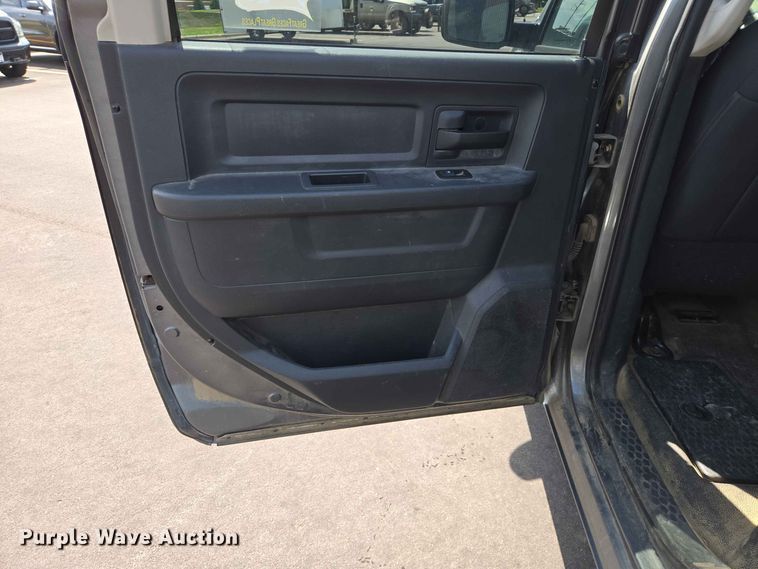 image for item ER1787 2012 Dodge Ram 1500 Crew Cab pickup truck