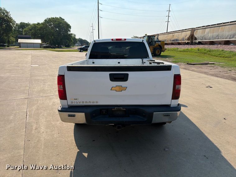 image for item ER1789 2007 Chevrolet Silverado 1500 Ext. Cab pickup truck