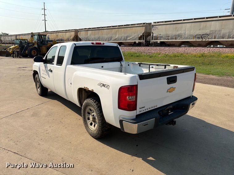 image for item ER1789 2007 Chevrolet Silverado 1500 Ext. Cab pickup truck