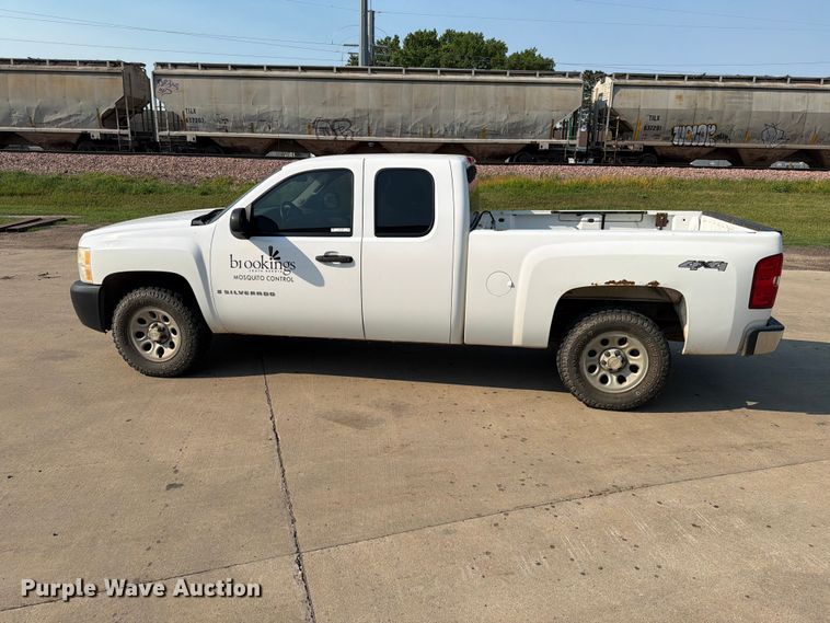 image for item ER1789 2007 Chevrolet Silverado 1500 Ext. Cab pickup truck