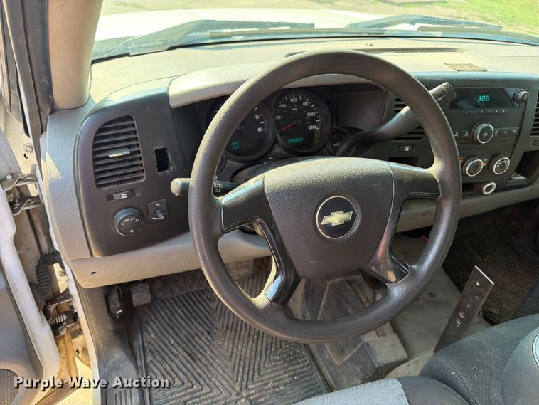 image for item ER1789 2007 Chevrolet Silverado 1500 Ext. Cab pickup truck
