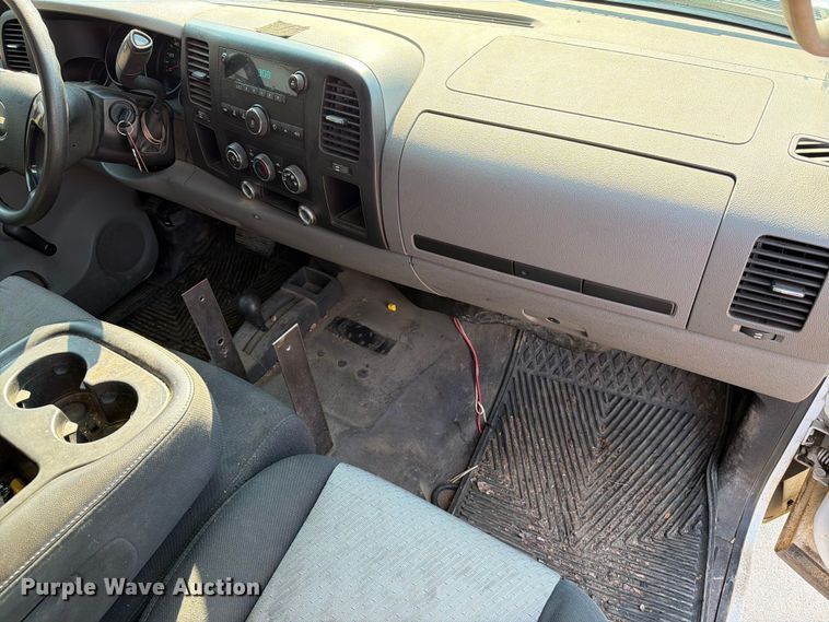 image for item ER1789 2007 Chevrolet Silverado 1500 Ext. Cab pickup truck