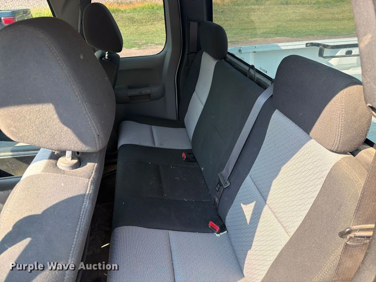 image for item ER1789 2007 Chevrolet Silverado 1500 Ext. Cab pickup truck