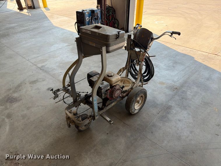 image for item ER1791 Graco Line Lazer 3900 paint stripper