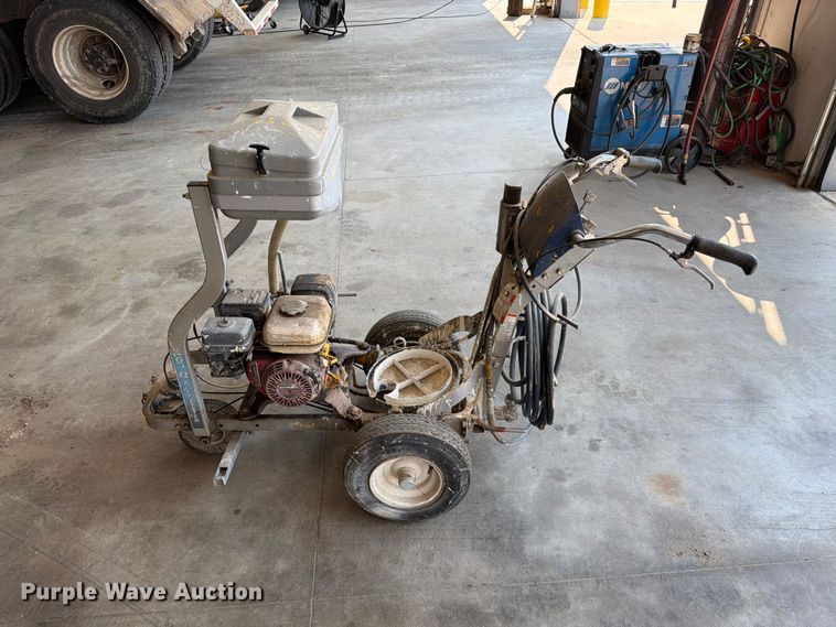 image for item ER1791 Graco Line Lazer 3900 paint stripper