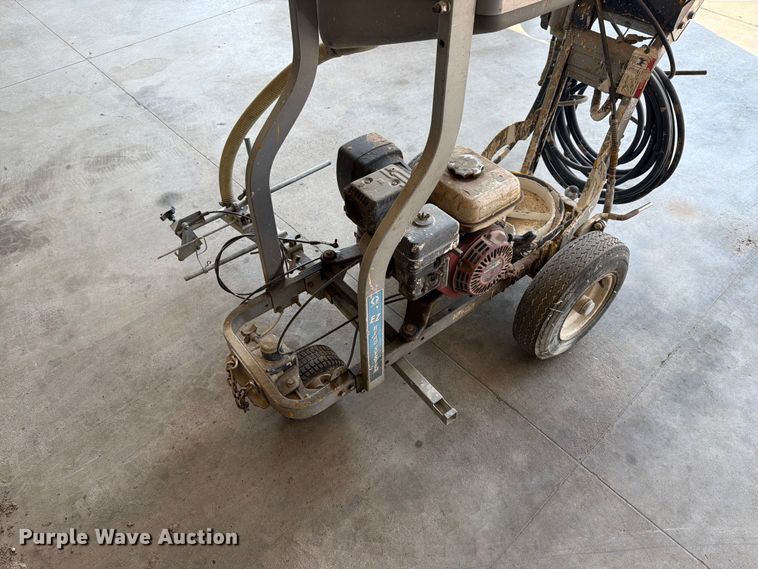 image for item ER1791 Graco Line Lazer 3900 paint stripper