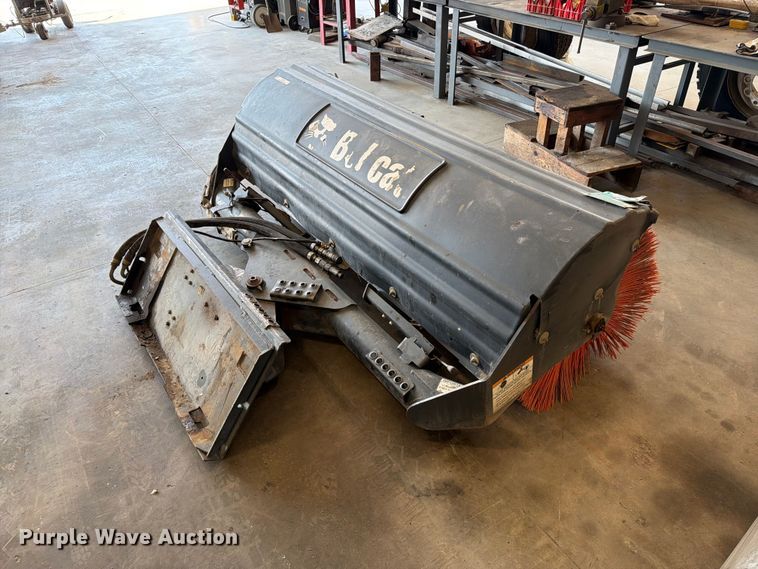 image for item ER1793 2014 Bobcat 84 Angle Broom skid steer broom