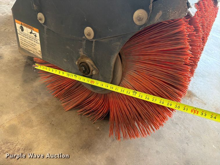 image for item ER1793 2014 Bobcat 84 Angle Broom skid steer broom