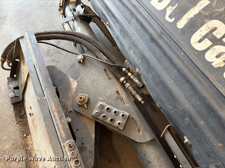 image for item ER1793 2014 Bobcat 84 Angle Broom skid steer broom