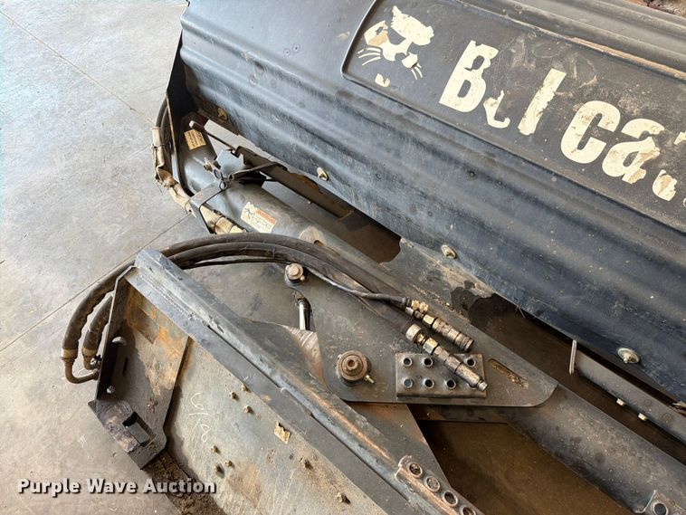 image for item ER1793 2014 Bobcat 84 Angle Broom skid steer broom