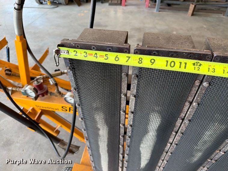 image for item ER1794 2017 Dennis-Flint SR-28 infrared heater