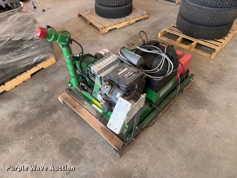 image for item ER1796 Clarke Grizzly mosquito sprayer