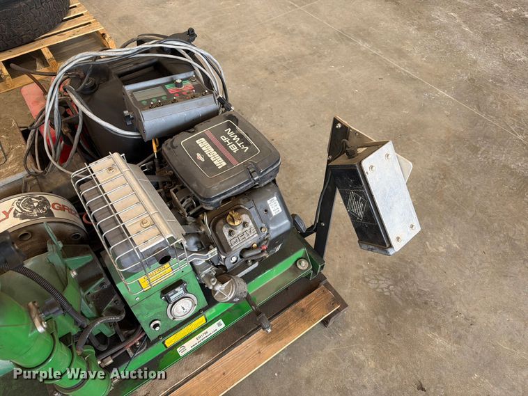 image for item ER1796 Clarke Grizzly mosquito sprayer