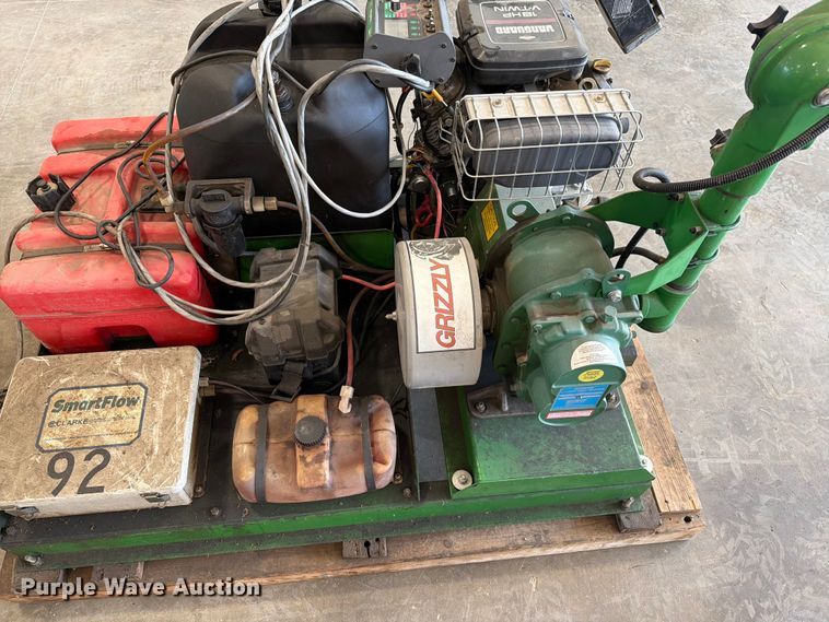 image for item ER1796 Clarke Grizzly mosquito sprayer