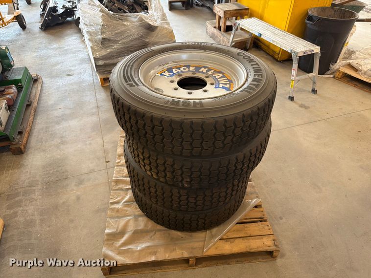image for item ER1797 (4) Kage Klawz 225/70R19.5 tires and wheels