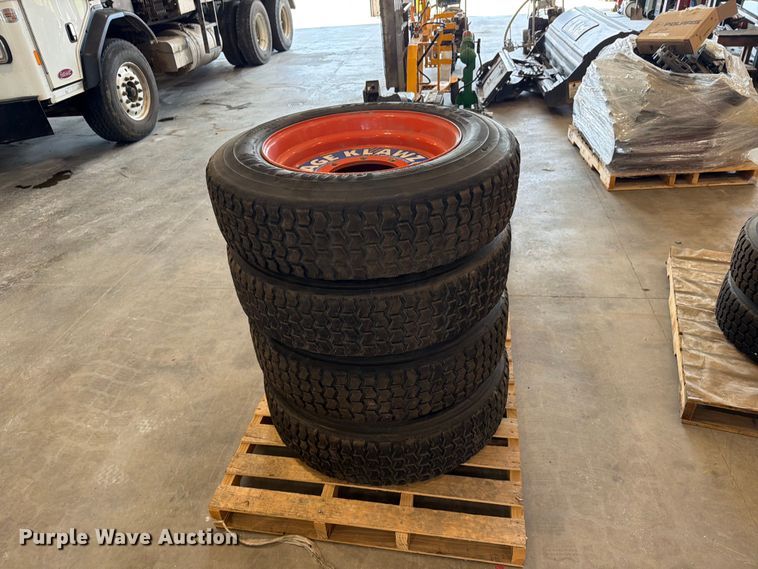 image for item ER1798 (4) Kage Klawz 255/70R22.5 tires and wheels