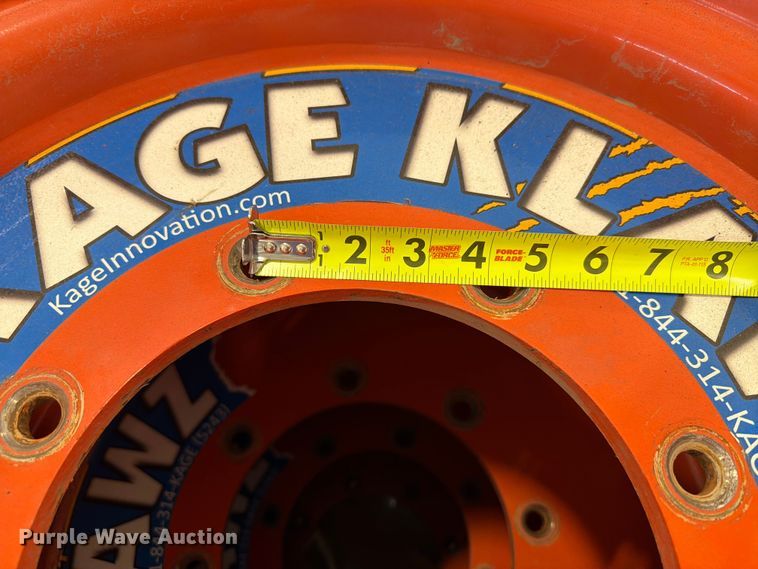 image for item ER1798 (4) Kage Klawz 255/70R22.5 tires and wheels