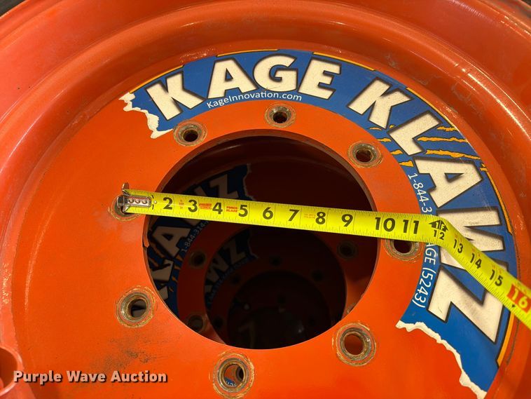 image for item ER1798 (4) Kage Klawz 255/70R22.5 tires and wheels