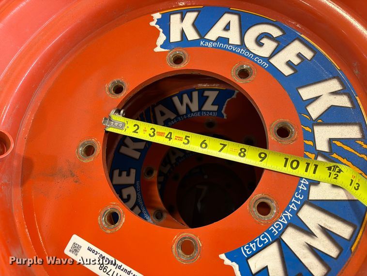 image for item ER1798 (4) Kage Klawz 255/70R22.5 tires and wheels