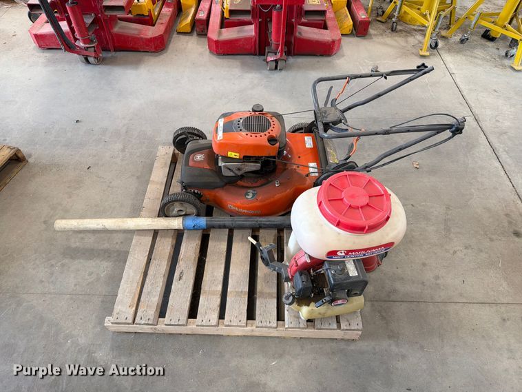 image for item ER1799 Husqvarna HU725AWD push mower