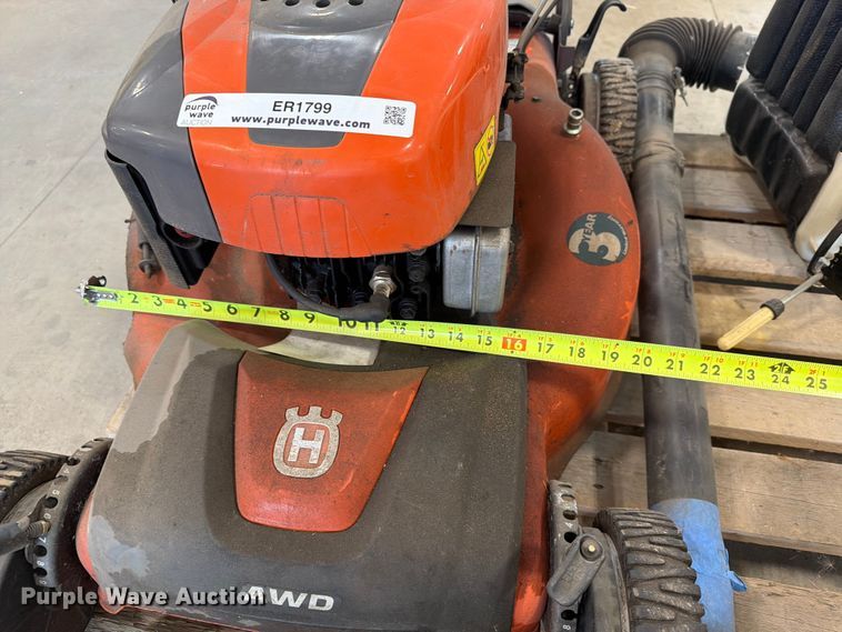 image for item ER1799 Husqvarna HU725AWD push mower