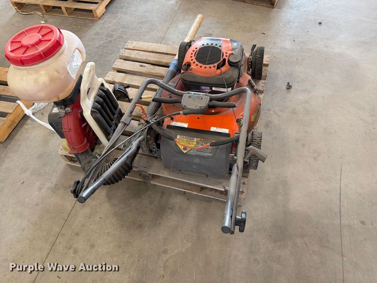 image for item ER1799 Husqvarna HU725AWD push mower