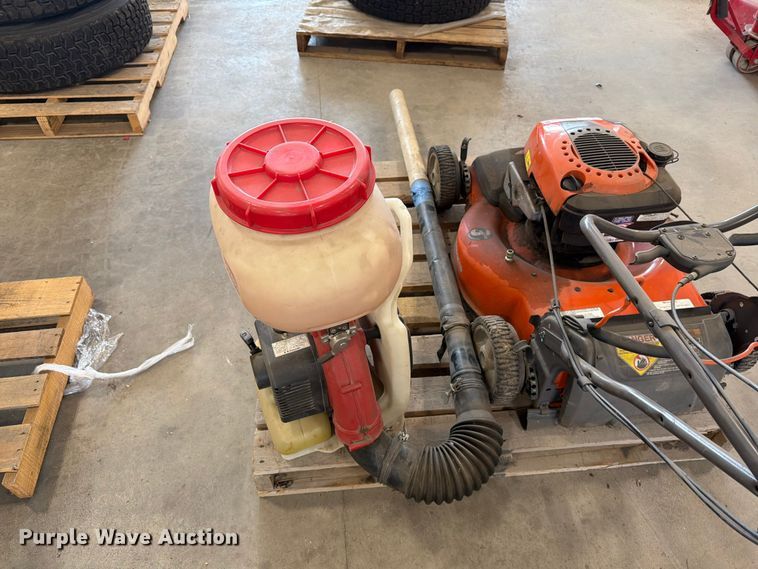 image for item ER1799 Husqvarna HU725AWD push mower