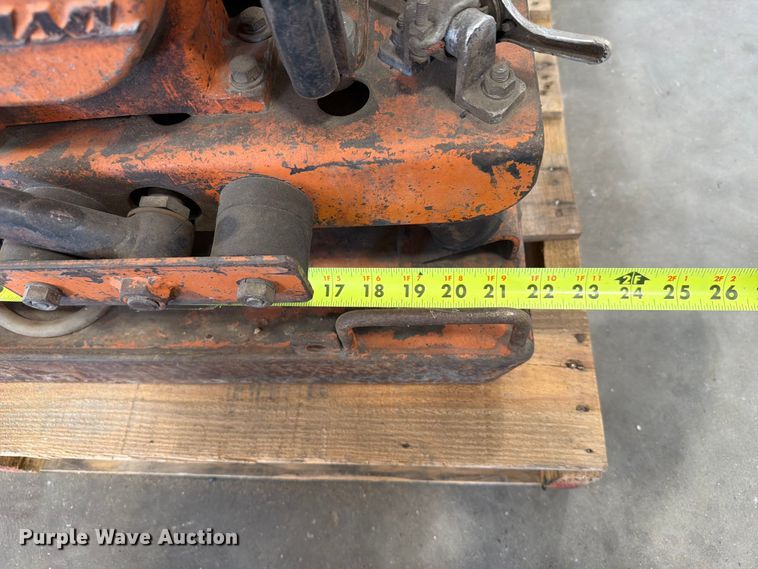 image for item ER1800 Mikasa MVC-90L plate compactor